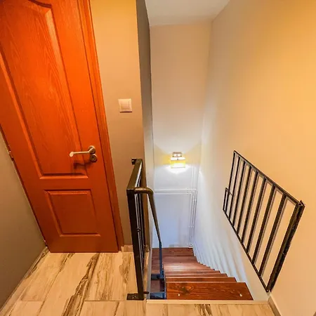 Apartment Mihi *