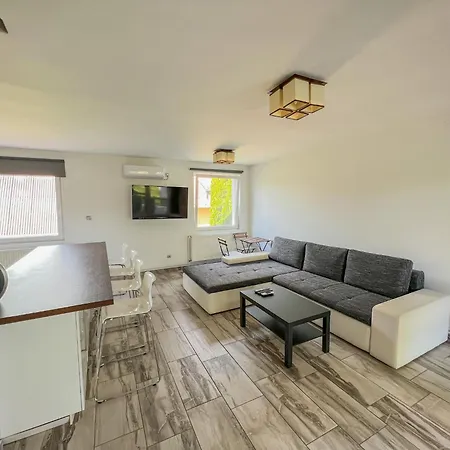 Apartment Mihi *